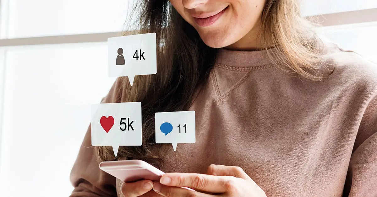 Organic vs paid social media